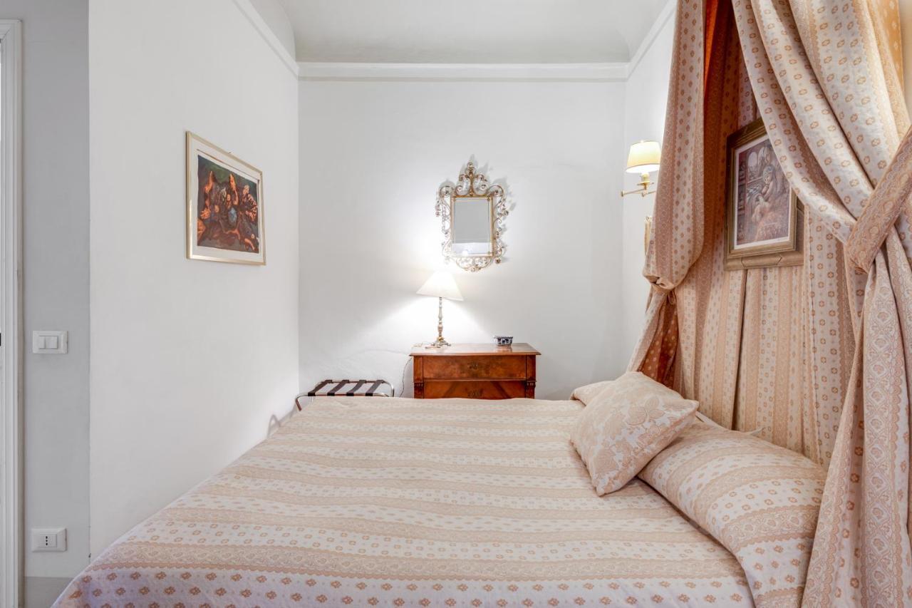 Pietre Dure Apartamento *