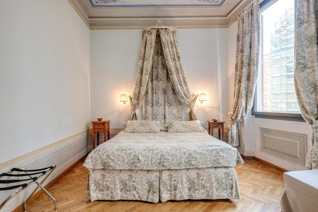 Pietre Dure Apartamento Florença